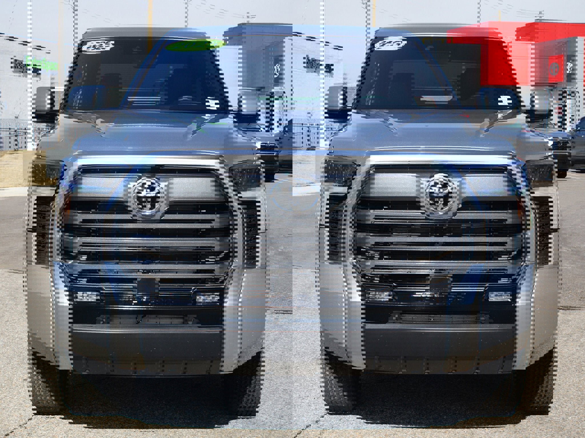 Used 2025 Toyota Tundra Limited image 25