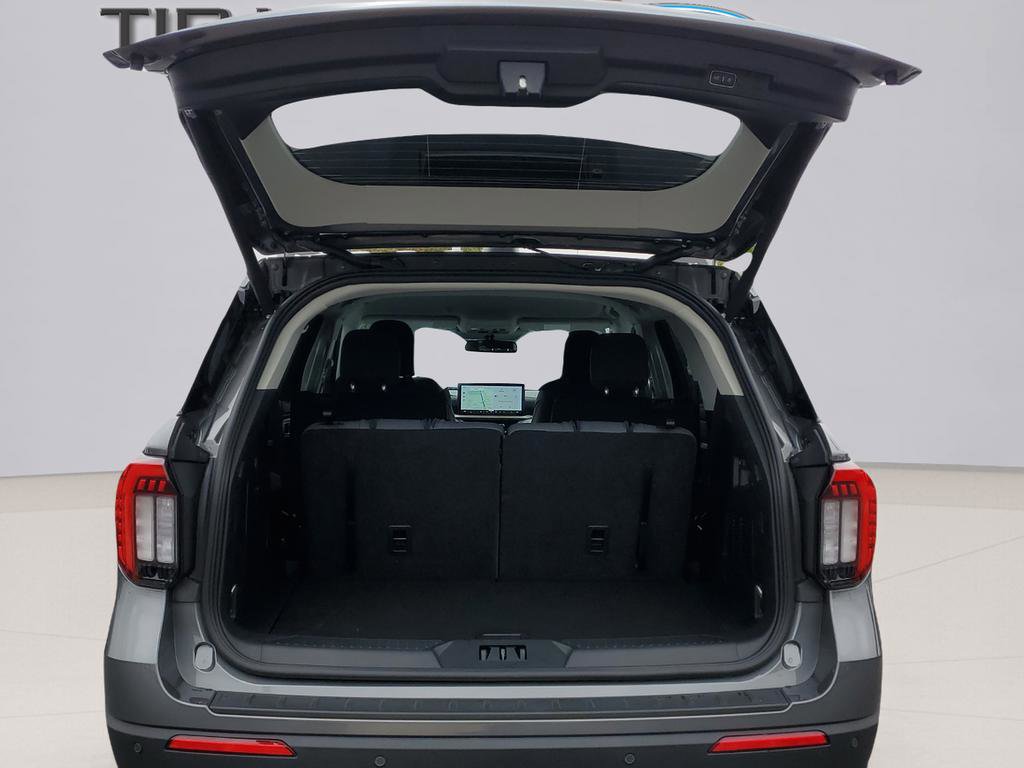 New 2026 Ford Explorer Active image 38