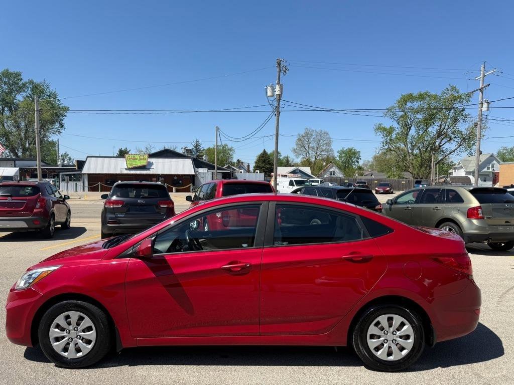 Used 2016 Hyundai Accent SE FWD image 5