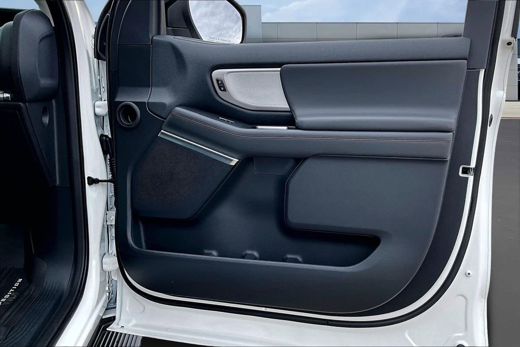 New 2025 Ford Expedition Max Active image 32