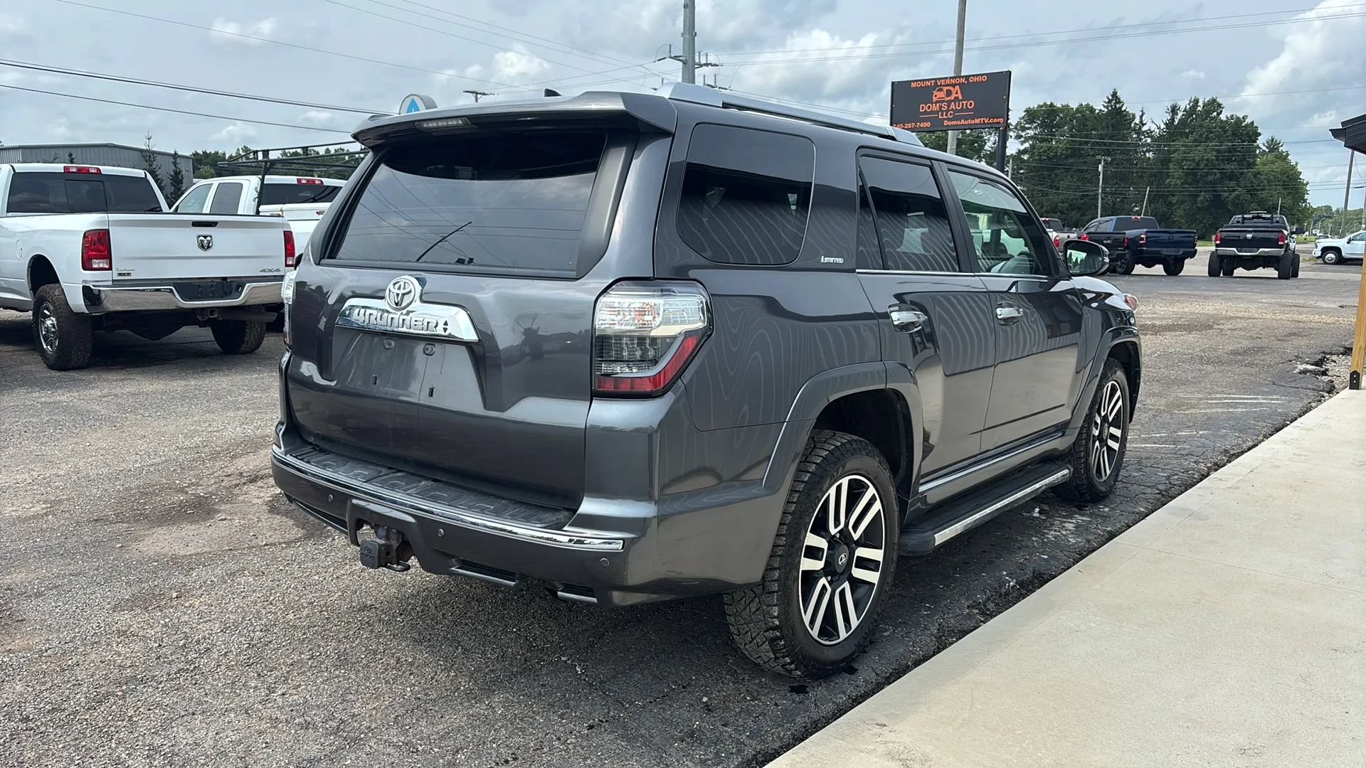 Used 2016 Toyota 4Runner Limited AWD/4WD image 7