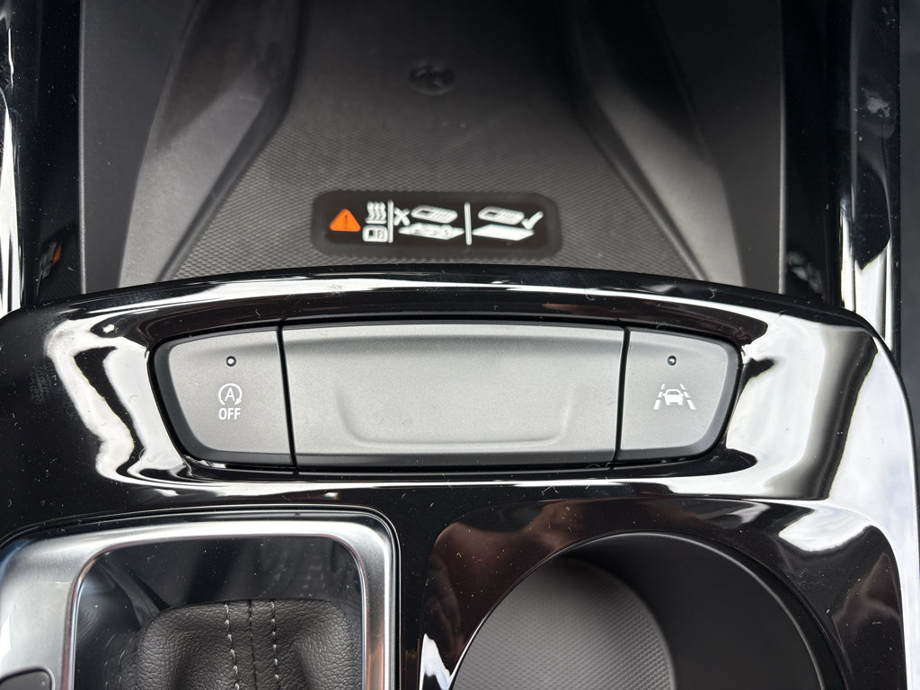 New 2026 Chevrolet Trax ACTIV w/ Sunroof Package FWD image 25