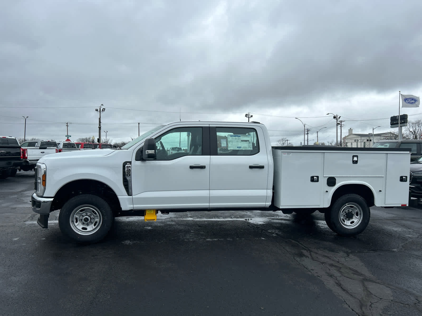New 2026 Ford F250 XL w/ XL Chrome Package image 1