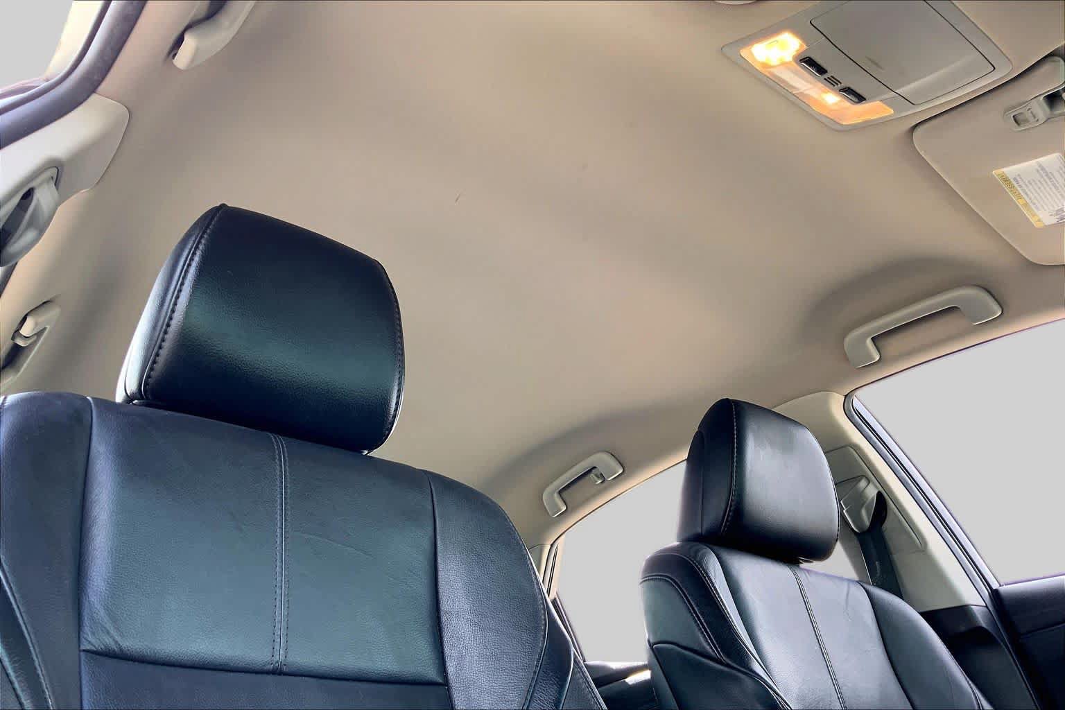 Used 2015 Toyota Avalon XLE FWD image 14