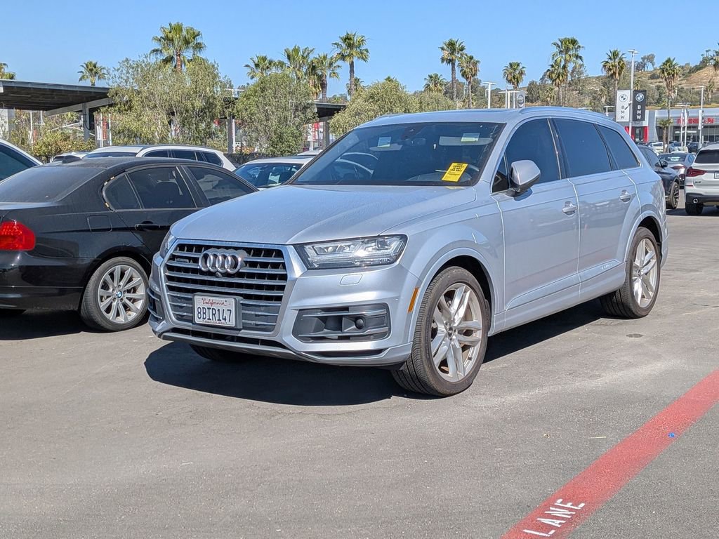 Used 2018 Audi Q7 3.0T Prestige image 2
