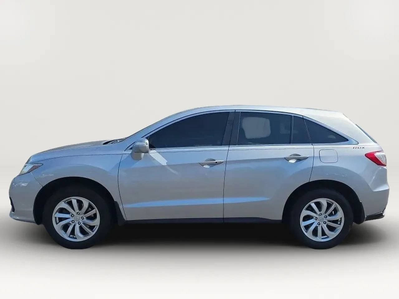 Used 2018 Acura RDX w/ Tech & AcuraWatch Plus Pack AWD/4WD image 5