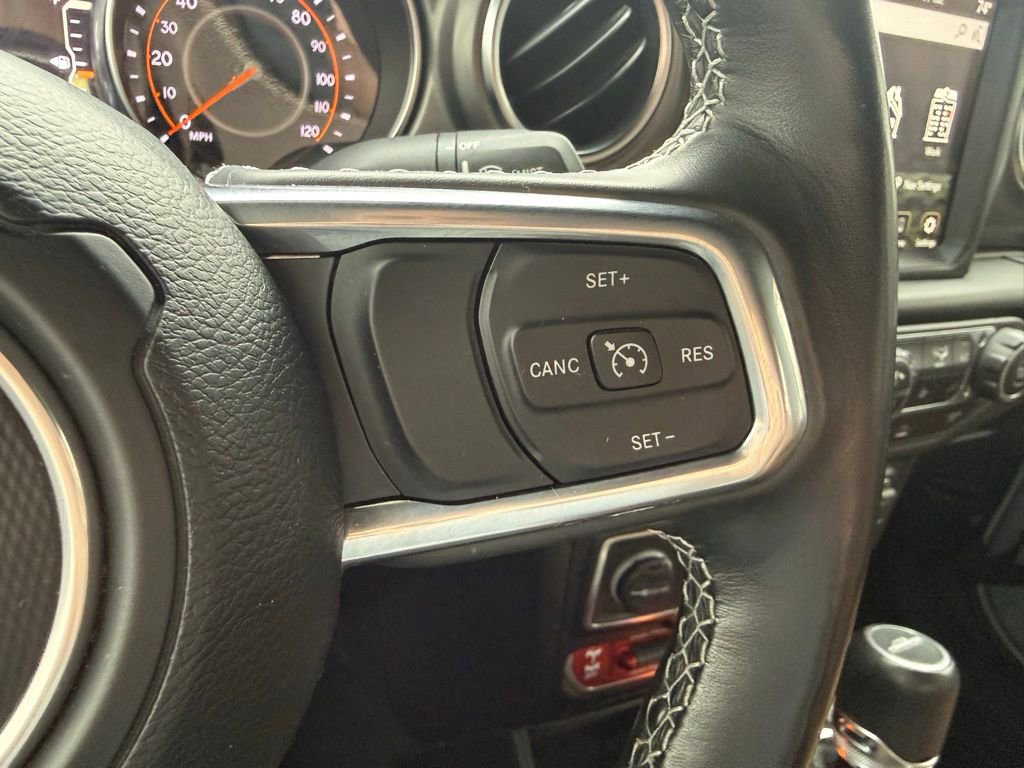 Used 2023 Jeep Gladiator Rubicon w/ Cold Weather Group image 18