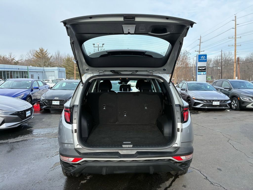 Used 2023 Hyundai Tucson SE image 11