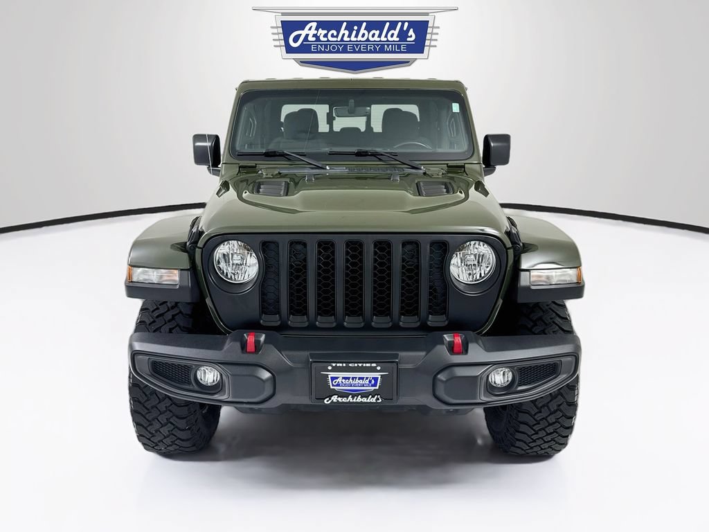 Used 2023 Jeep Gladiator Rubicon w/ Cold Weather Group AWD/4WD image 2