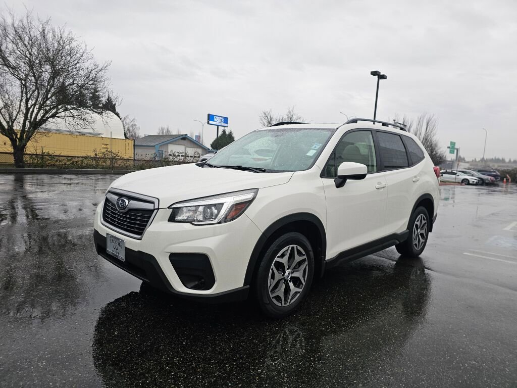 Used 2020 Subaru Forester Premium image 3