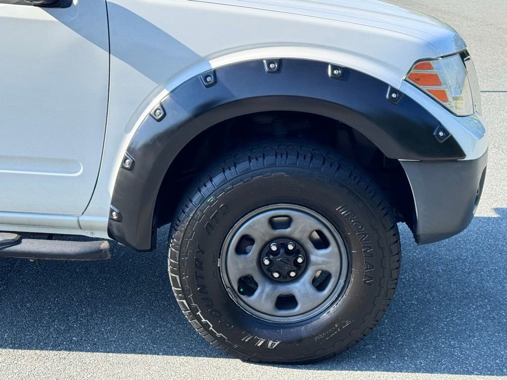 Used 2018 Nissan Frontier S AWD/4WD image 36