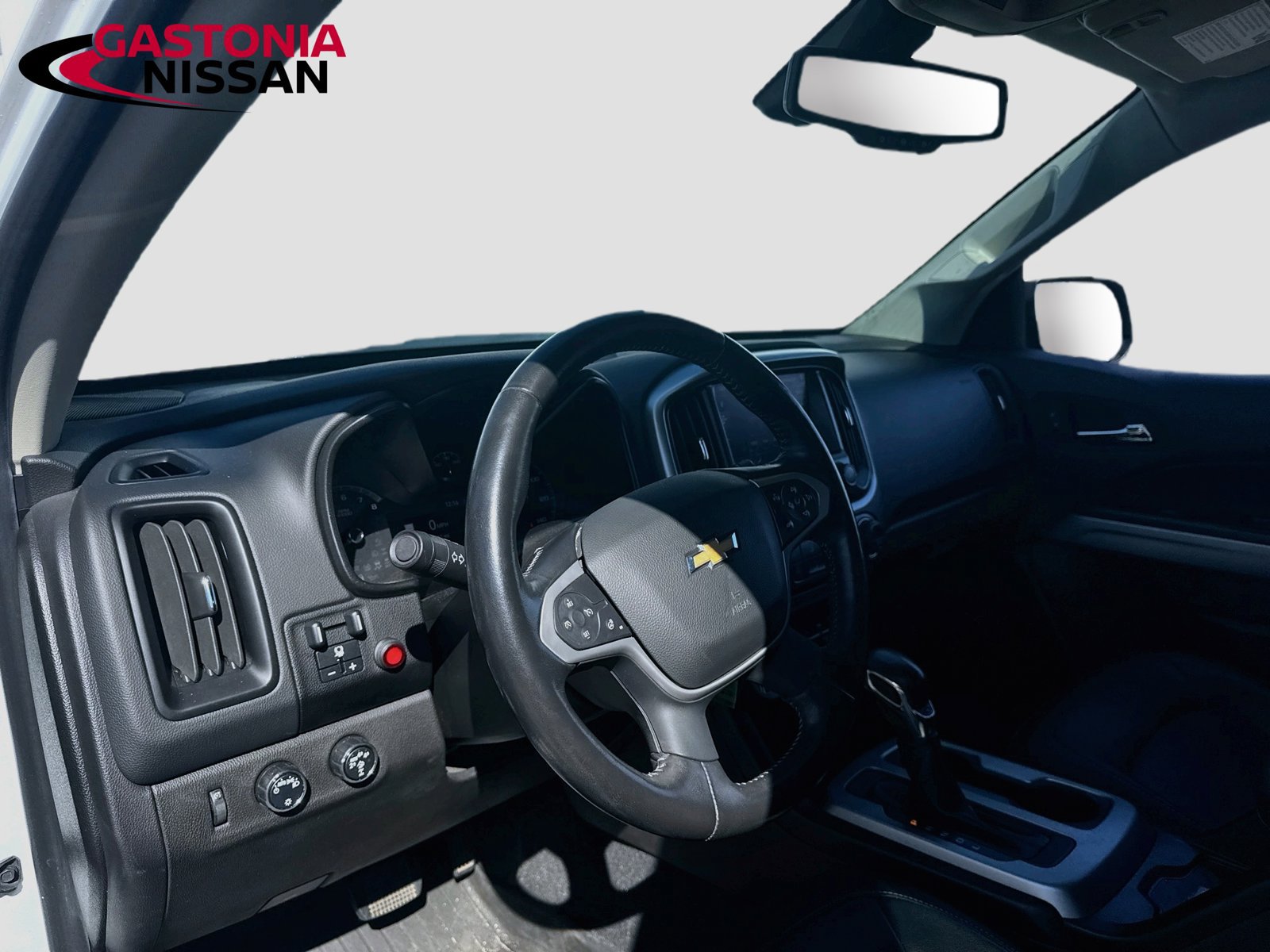 Used 2022 Chevrolet Colorado ZR2 AWD/4WD image 11