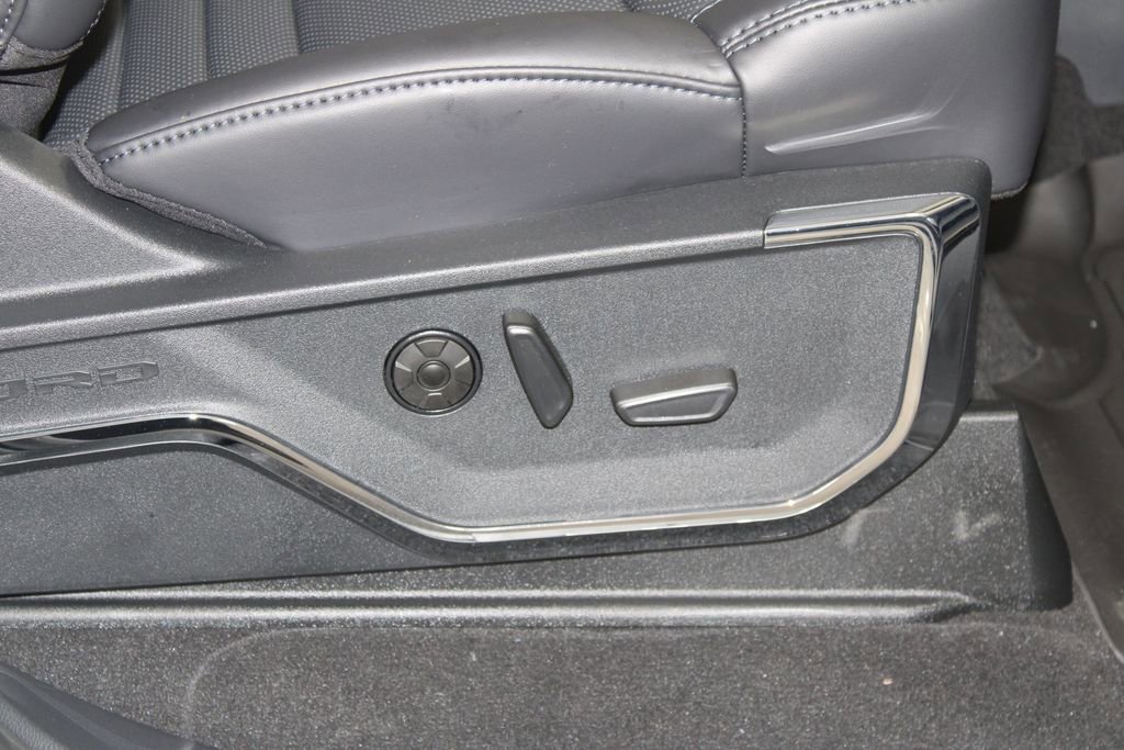 New 2026 Ford F250 Platinum image 31