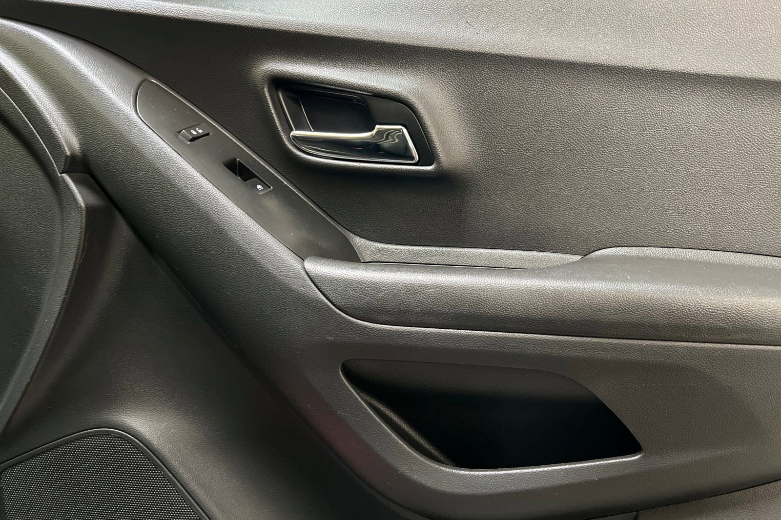 Used 2021 Chevrolet Trax LT image 21