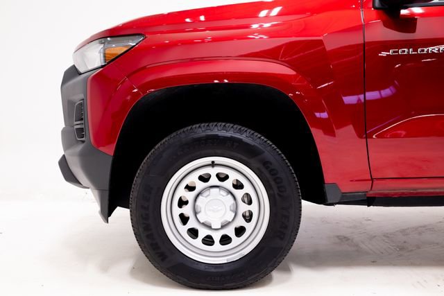 Used 2025 Chevrolet Colorado W/T w/ Advanced Trailering Package image 28