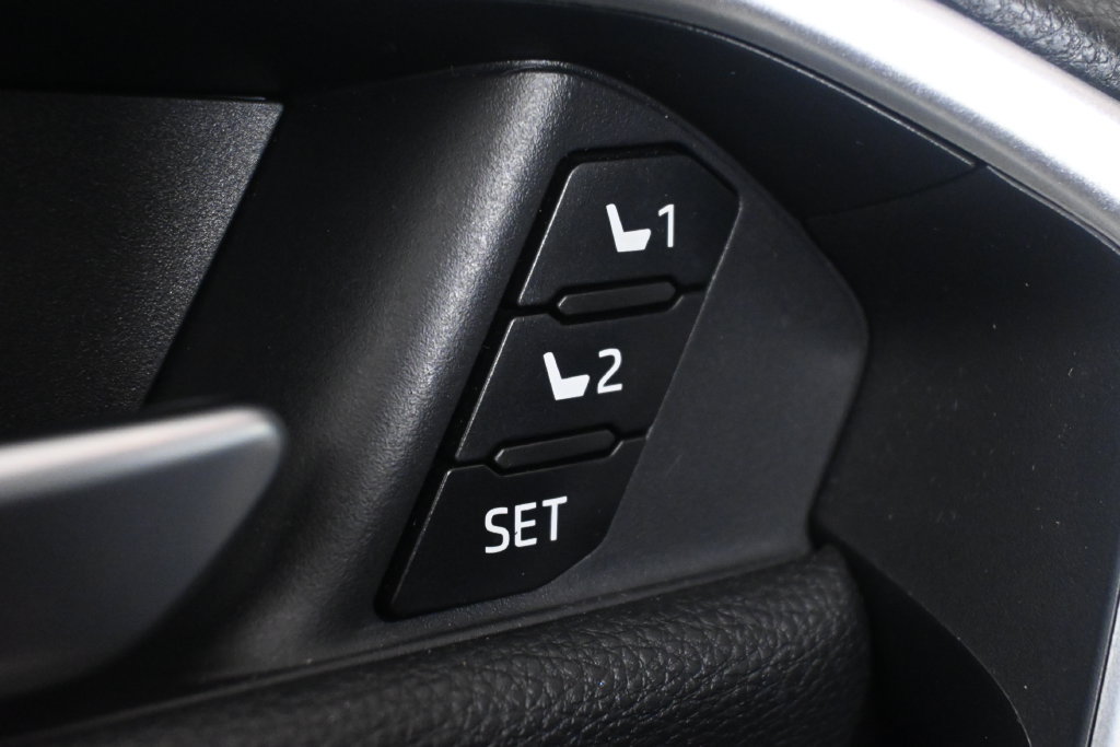 Used 2024 Toyota RAV4 XSE w/ Premium Package AWD/4WD image 25
