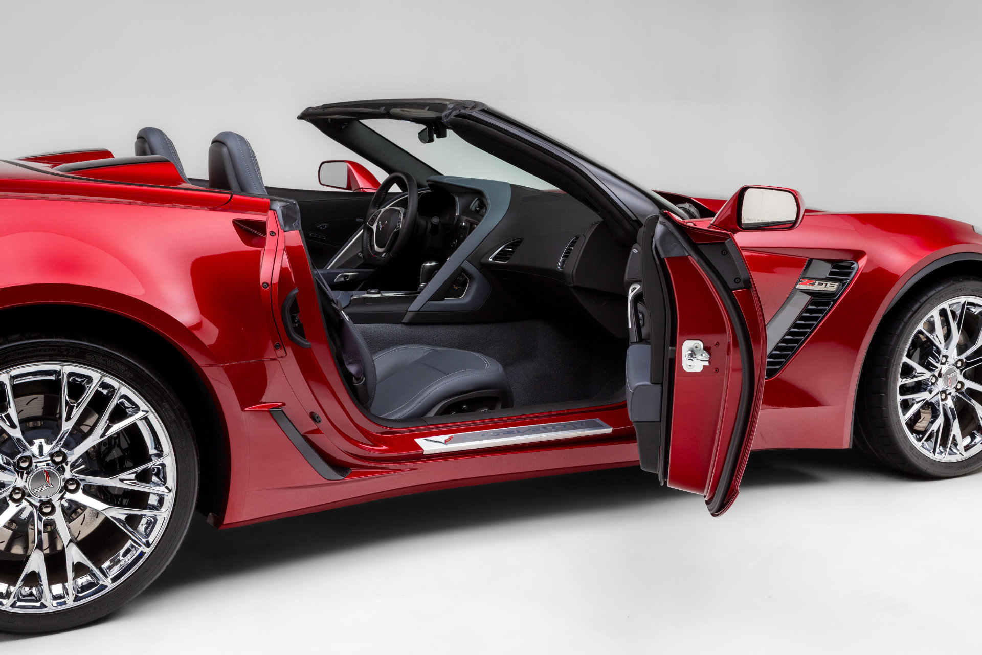 Used 2015 Chevrolet Corvette Z06 w/ 2LZ Preferred Equipment Group image 31