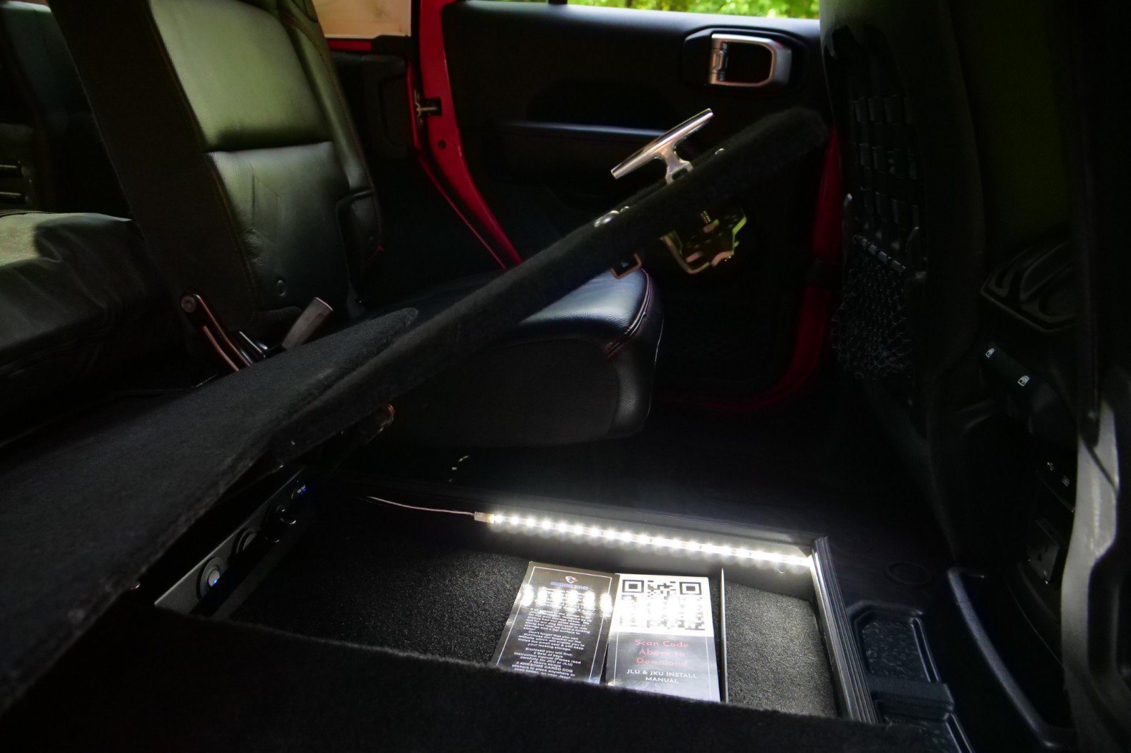 Used 2018 Jeep Wrangler Unlimited Rubicon AWD/4WD image 35
