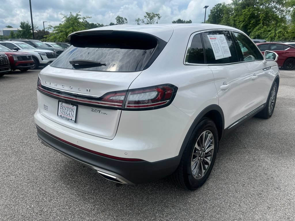 Used 2019 Lincoln Nautilus Select AWD/4WD image 6