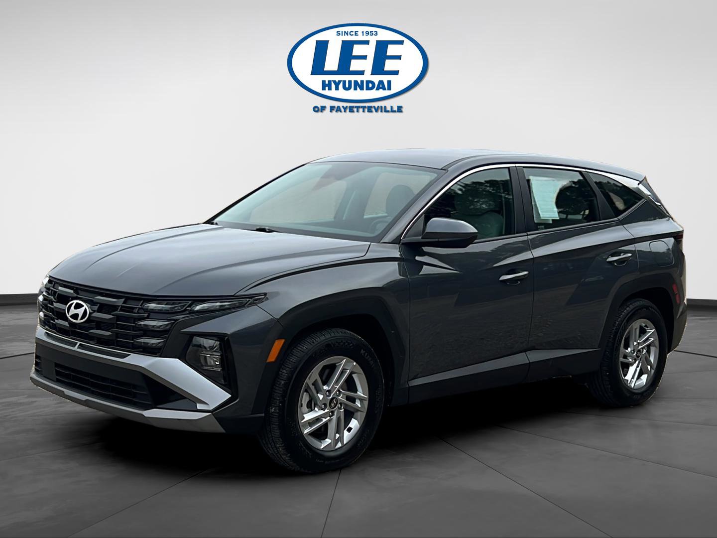 Certified 2025 Hyundai Tucson SE FWD image 8