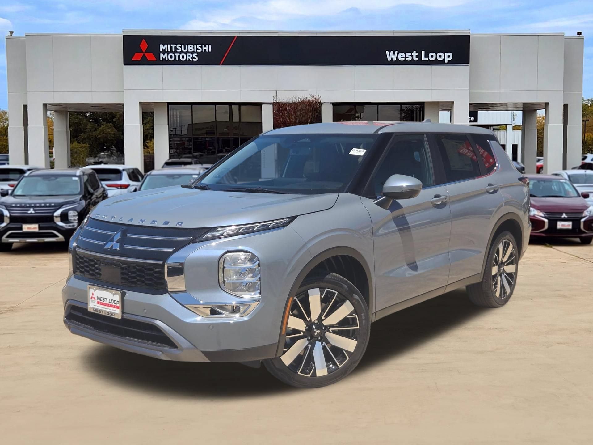 New 2026 Mitsubishi Outlander SE FWD image 1