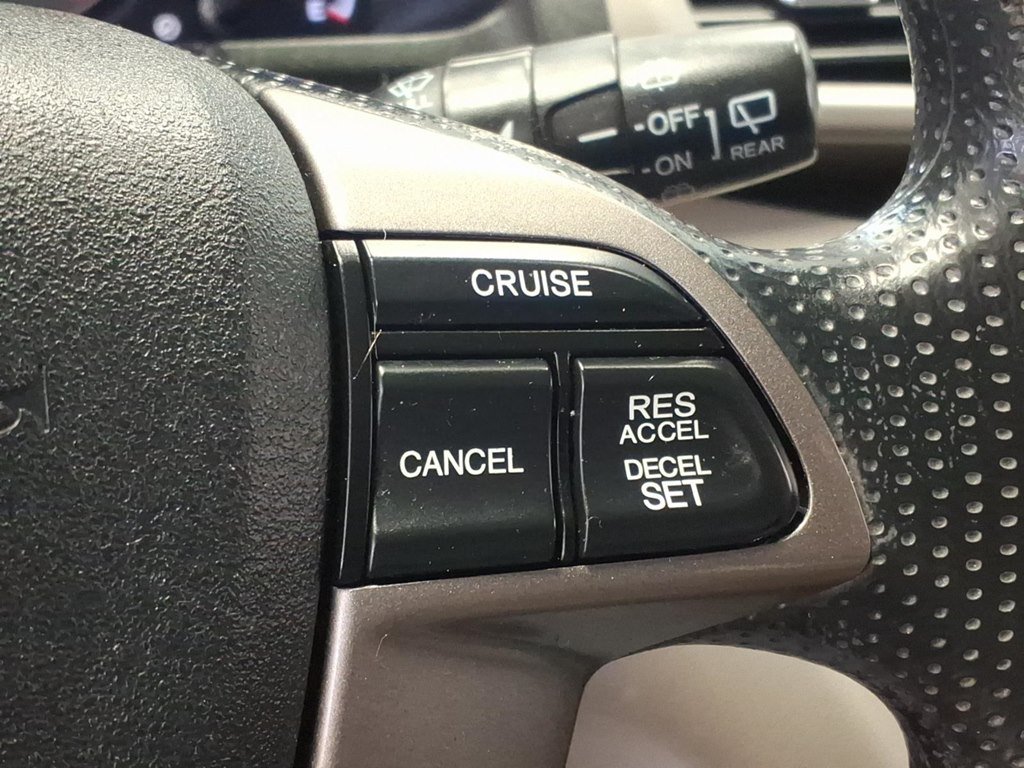 Used 2016 Honda Odyssey SE image 13