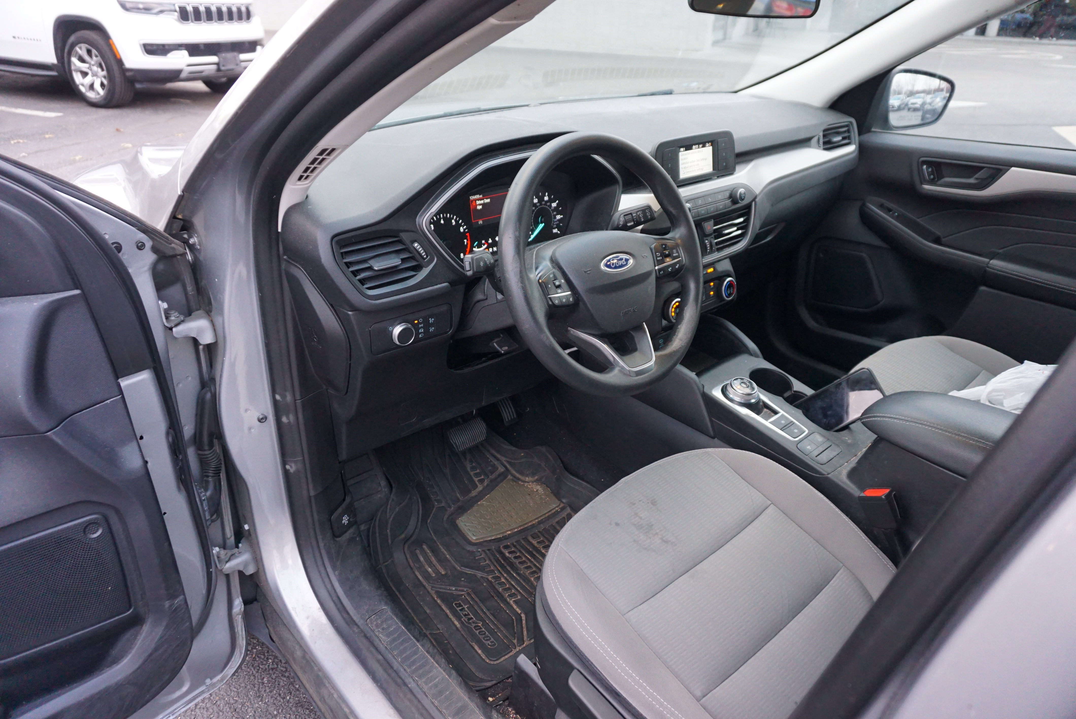Used 2021 Ford Escape S image 7