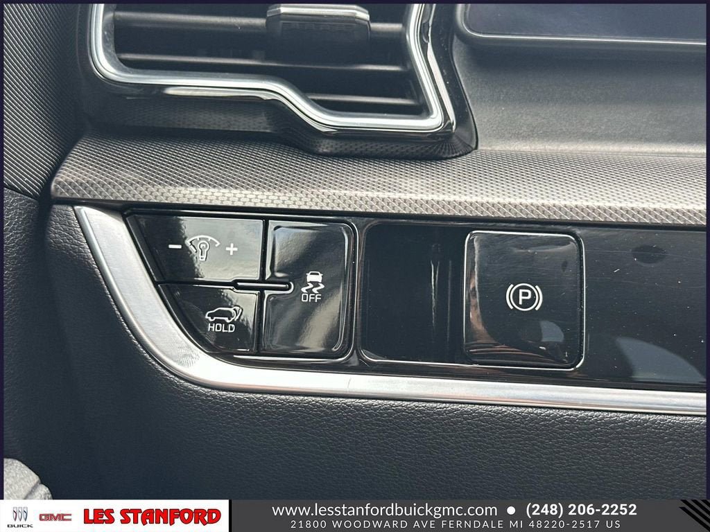 Used 2025 Kia Sportage SX AWD/4WD image 28