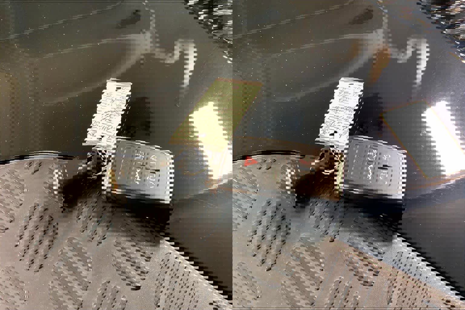 Used 2021 Land Rover Defender 110 image 14