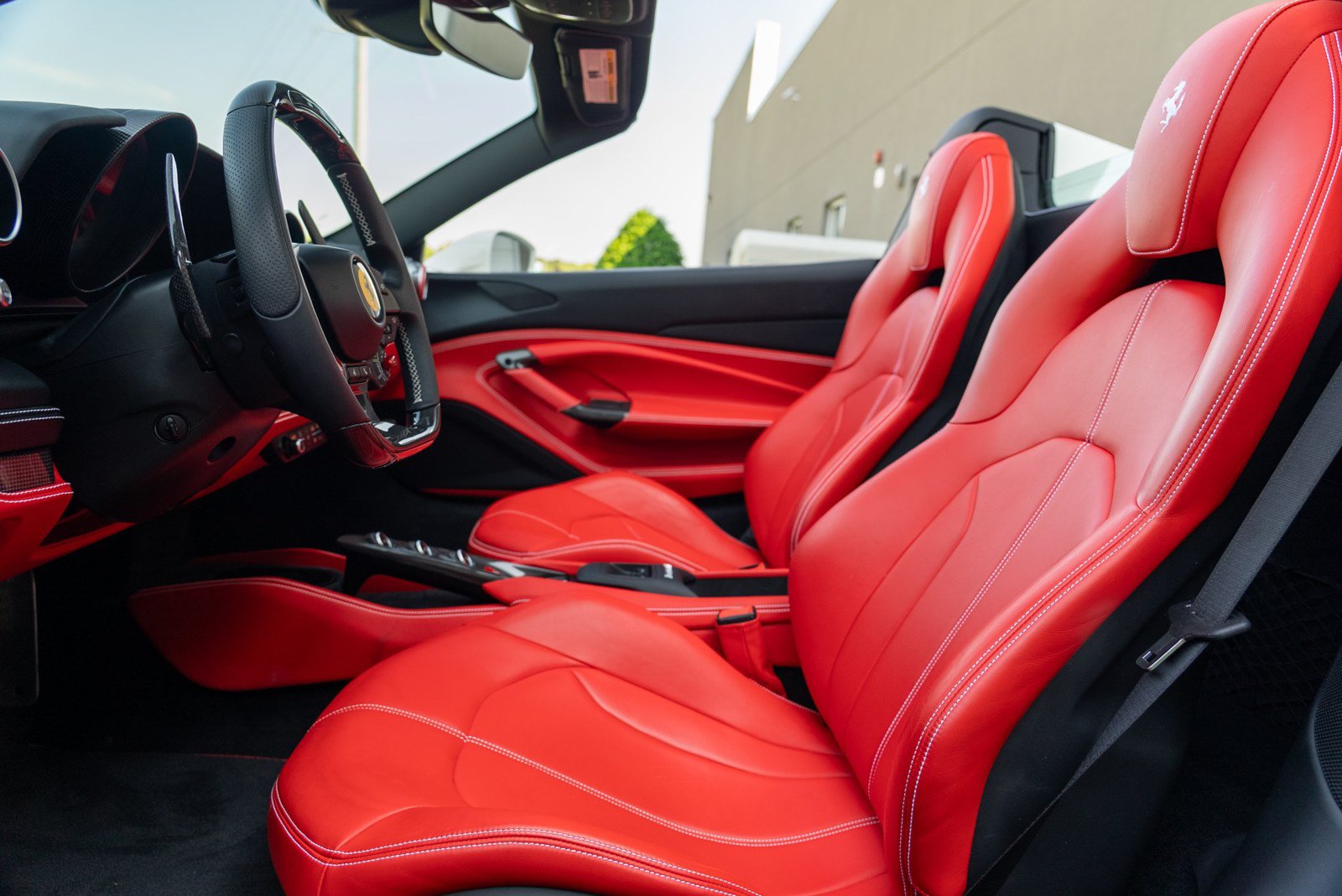 Used 2022 Ferrari F8 Tributo RWD image 37