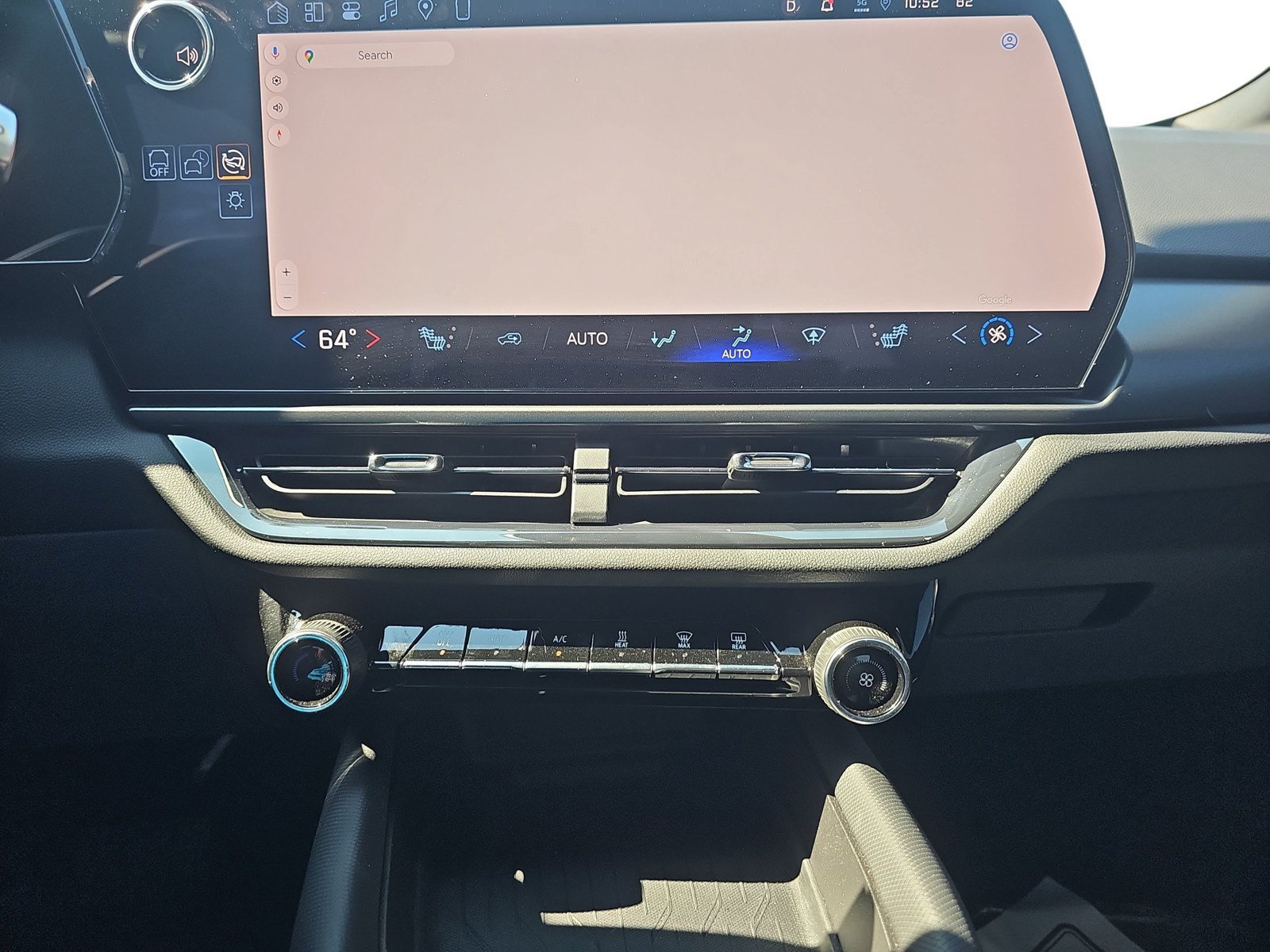 Used 2024 Chevrolet Equinox EV RS FWD image 21