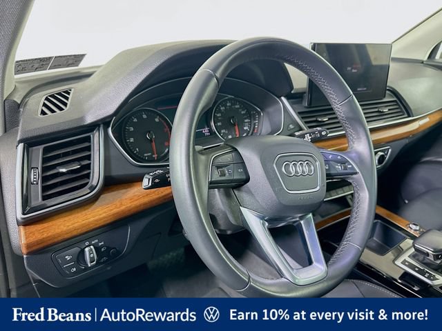 Used 2023 Audi Q5 2.0T Premium w/ Convenience Package AWD/4WD image 12