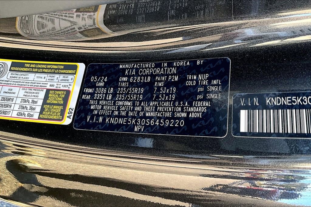 Certified 2025 Kia Carnival SX Prestige image 17