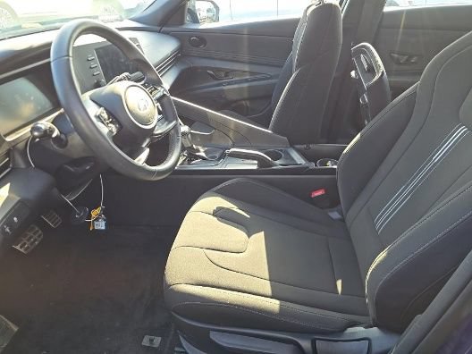 Used 2025 Hyundai Elantra Sport FWD image 10