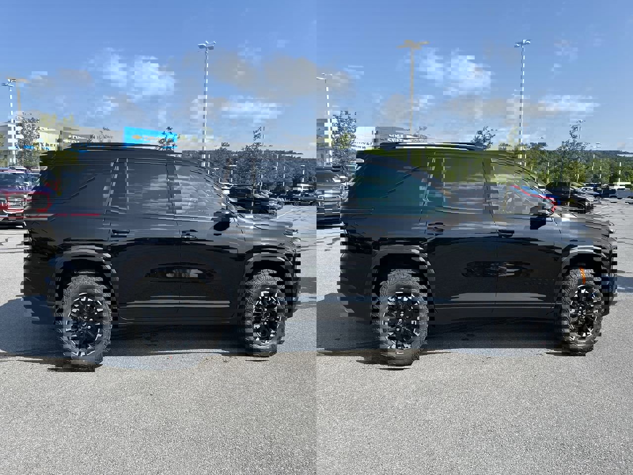 New 2025 Chevrolet Traverse Z71 w/ Enhanced Driving Package image 8