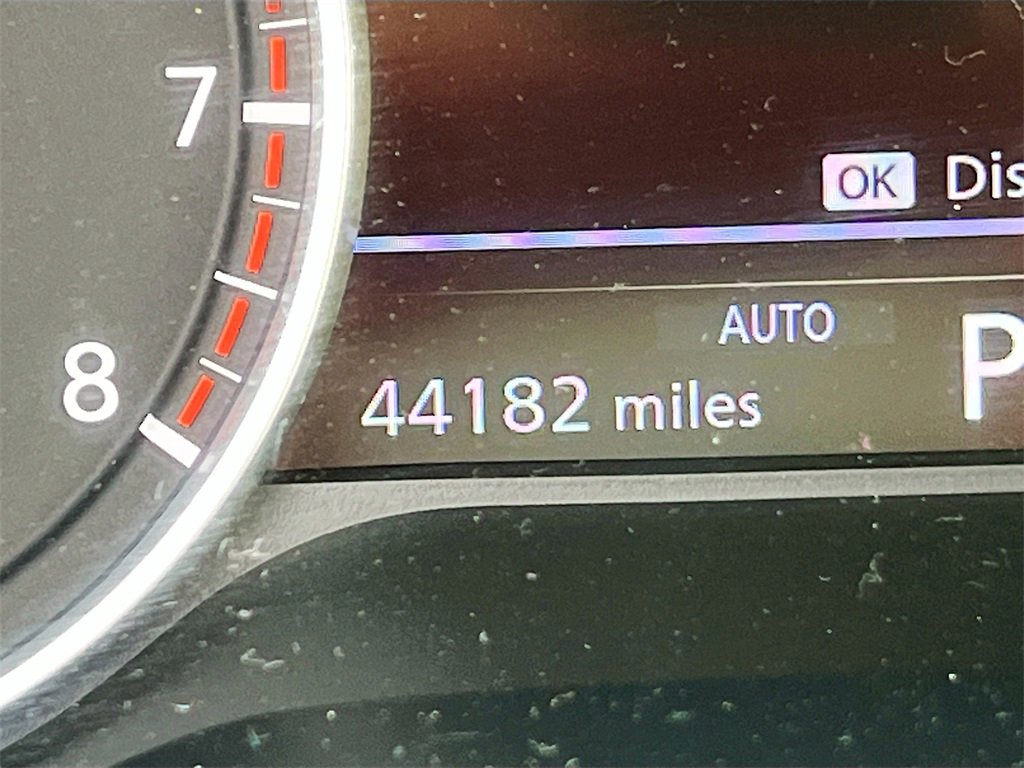 Used 2022 Nissan Pathfinder SV image 12