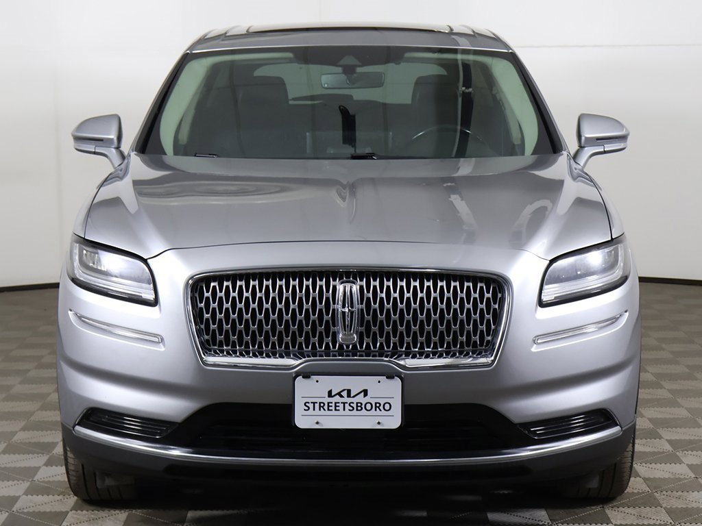 Used 2023 Lincoln Nautilus Reserve image 13