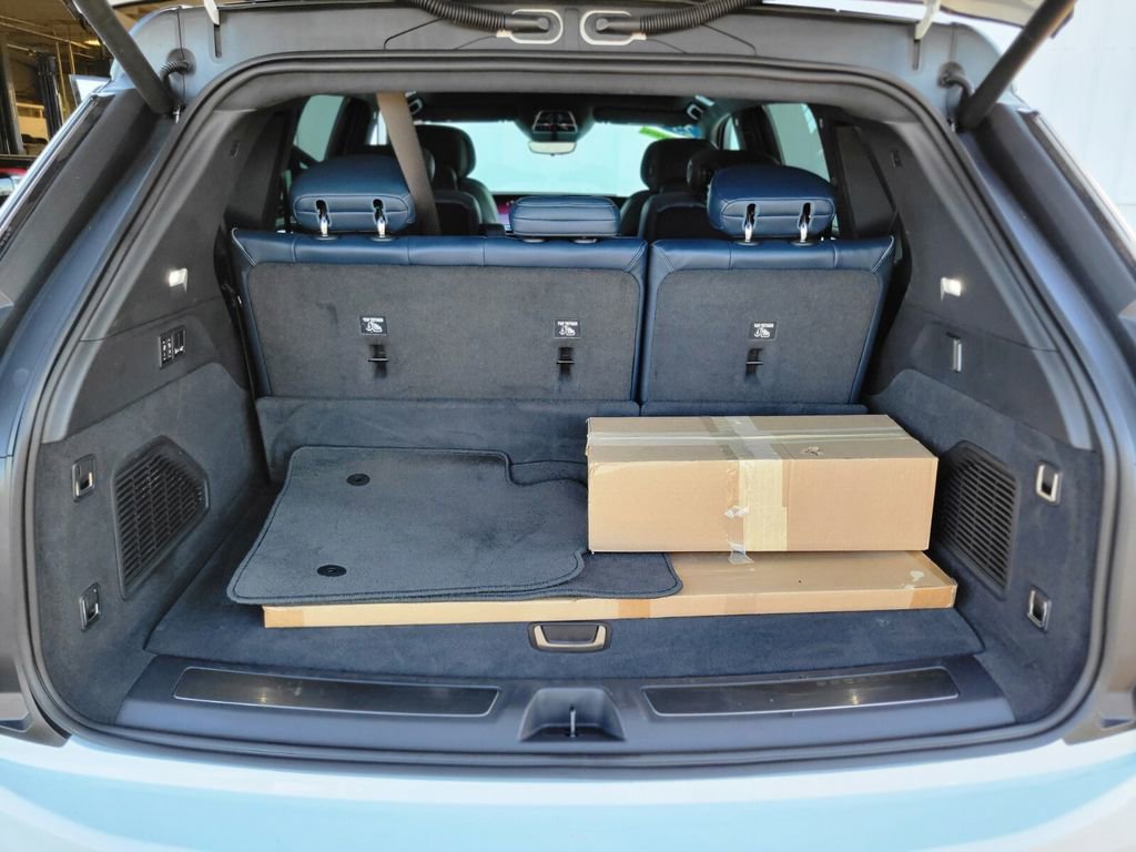 Used 2025 Cadillac Escalade IQ Sport 2 image 30