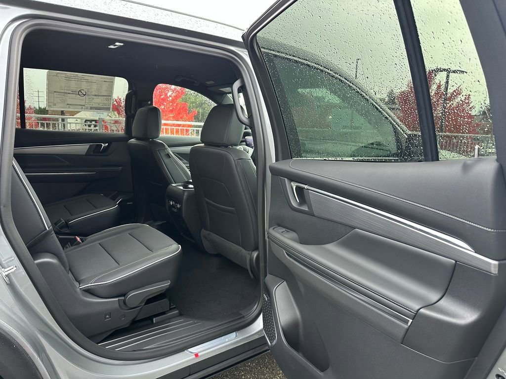 New 2026 Buick Enclave Preferred w/ Power Package image 13