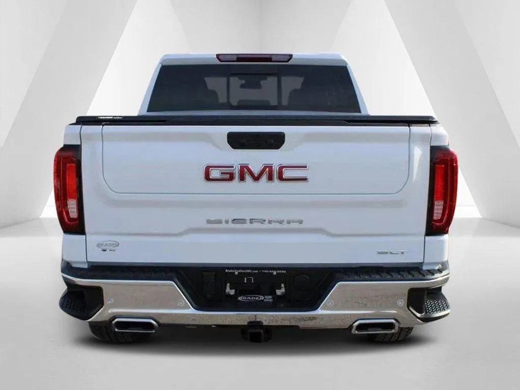 New 2026 GMC Sierra 1500 SLT image 6