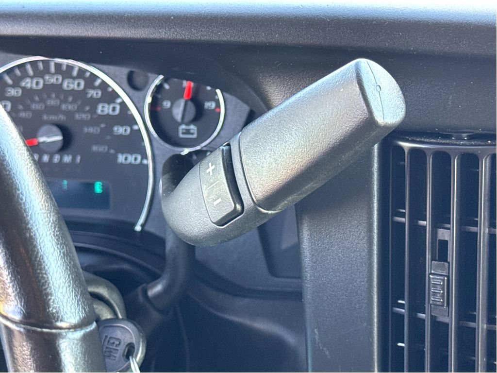 Used 2023 Chevrolet Express 3500 LS RWD image 22