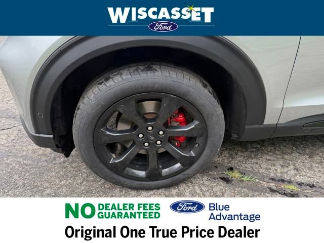 Certified 2022 Ford Explorer ST w/ Equipment Group 401A image 31