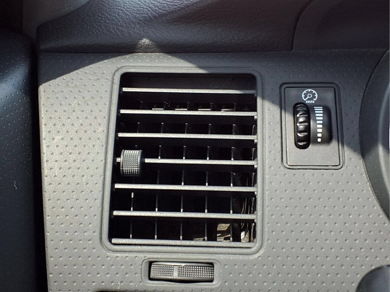Used 2006 Toyota Tacoma 2WD Regular Cab image 21