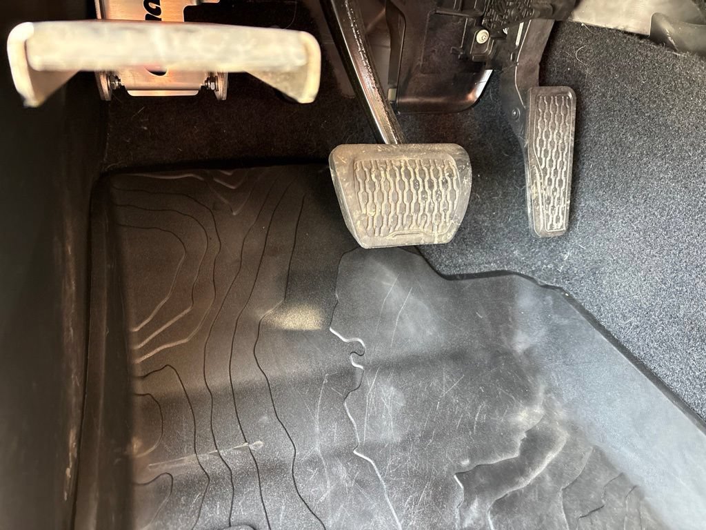 Used 2020 Jeep Wrangler Unlimited Sport AWD/4WD image 13