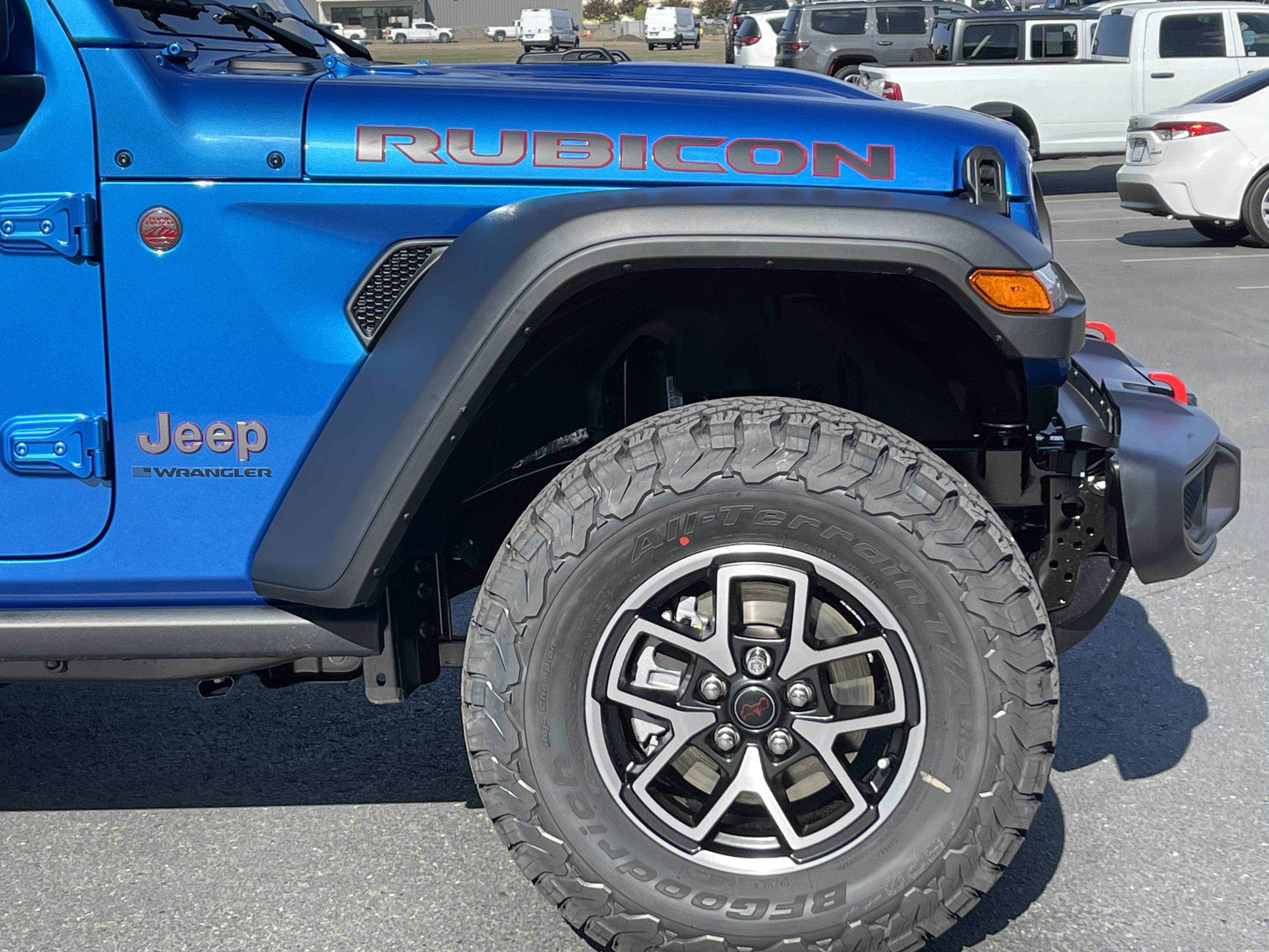 New 2026 Jeep Wrangler Unlimited Rubicon w/ Technology Group image 8