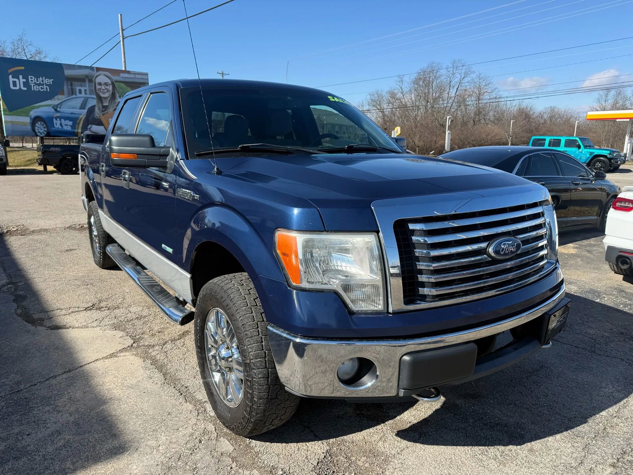 Used 2011 Ford F150 XLT w/ XLT Chrome Pkg AWD/4WD image 8
