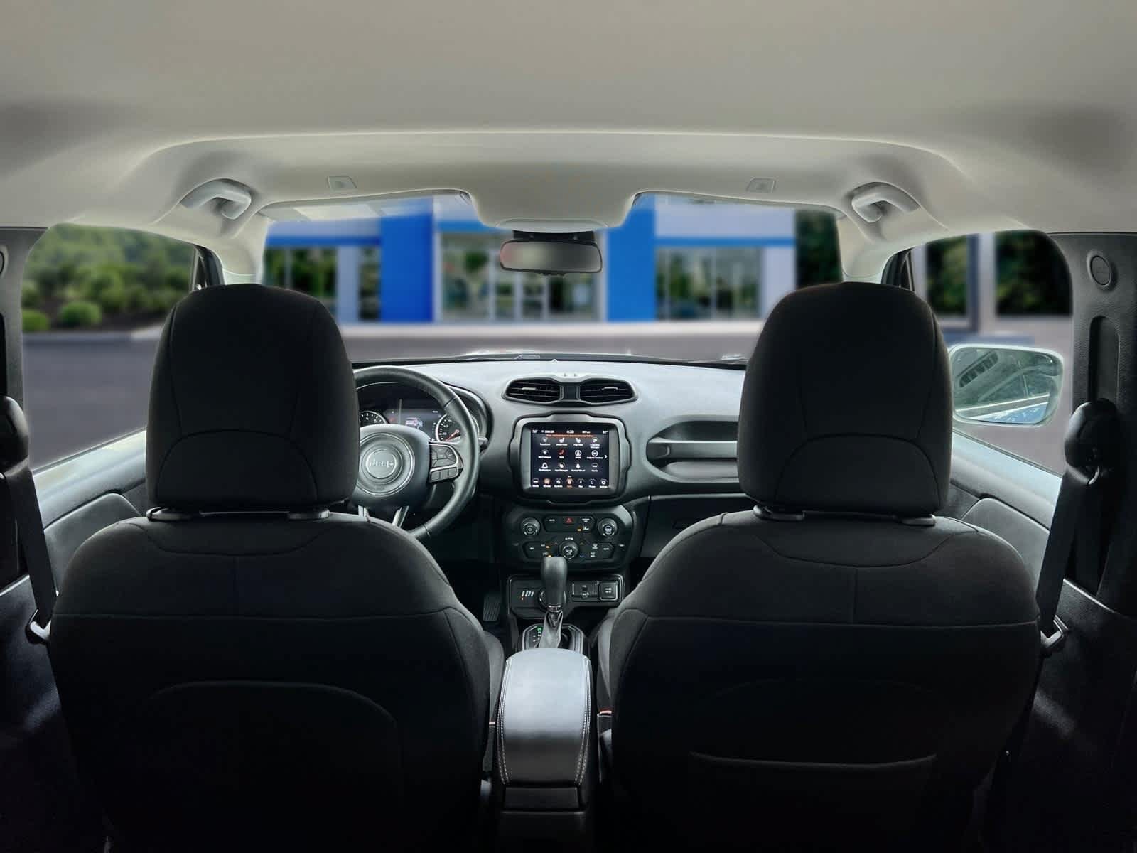 Used 2022 Jeep Renegade Latitude w/ Convenience Group AWD/4WD image 34