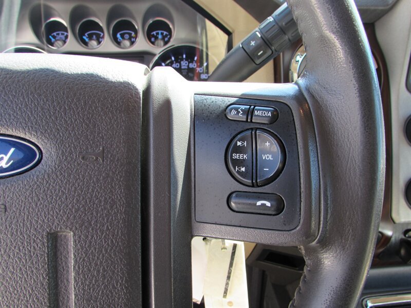 Used 2015 Ford F250 Lariat w/ Lariat Ultimate Package AWD/4WD image 14