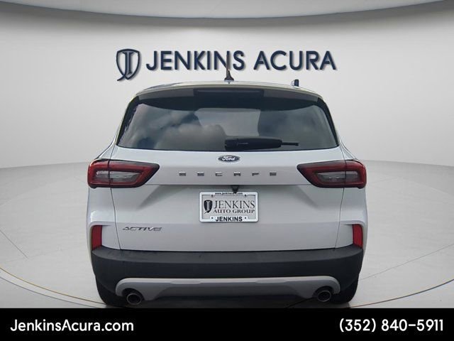 Used 2024 Ford Escape Active image 4