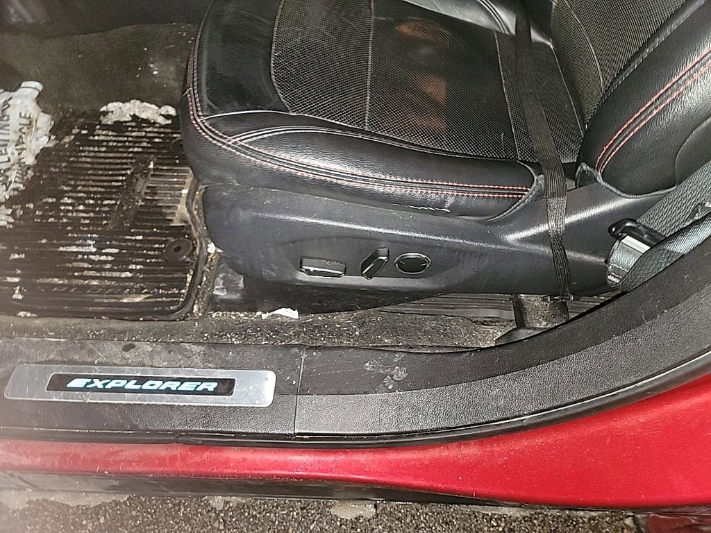 Used 2016 Ford Explorer Sport w/ Equipment Group 401A image 11